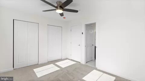 Entry Way - 4611 Dillon St, Baltimore, MD 21224 photo 5 of 7