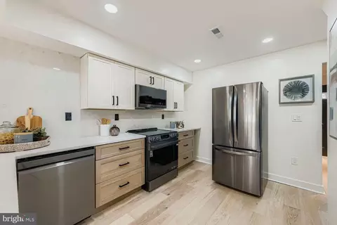 1808 E Lafayette Ave, Baltimore, MD 21213 photo 8