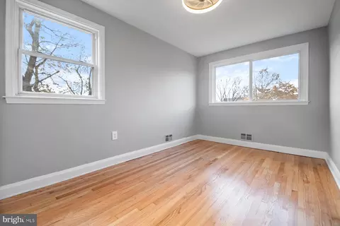 Other - 4801 Sinclair Ln, Baltimore, MD 21206 photo 3 of 8