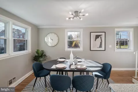 Dining - 4801 Sinclair Ln, Baltimore, MD 21206 photo 3 of 4