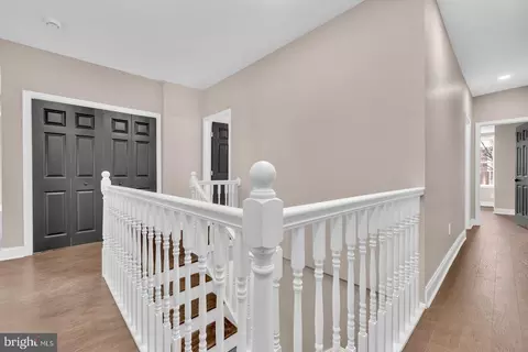 Entry Way - 2045 E 31st St, Baltimore, MD 21218 photo 6 of 15