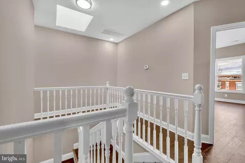 Entry Way - 2045 E 31st St, Baltimore, MD 21218 photo 5 of 15