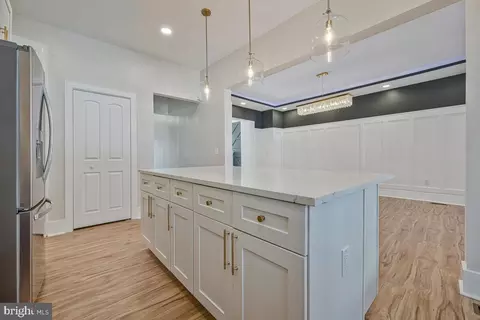 Entry Way - 2308 Harlem Ave, Baltimore, MD 21216 photo 3 of 4