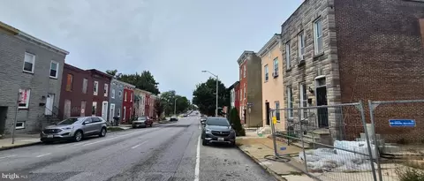 Entry Way - 1106 E Biddle St, Baltimore, MD 21202 photo 1 of 16
