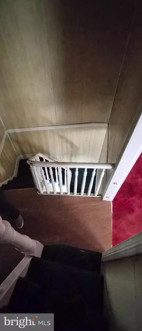 Entry Way - 1106 E Biddle St, Baltimore, MD 21202 photo 3 of 16