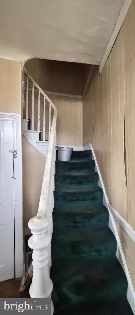 Entry Way - 1106 E Biddle St, Baltimore, MD 21202 photo 10 of 16