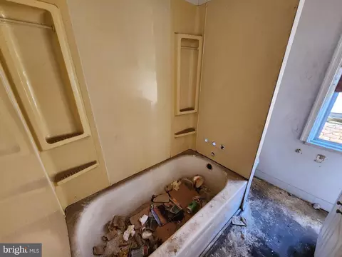 Bath - 1807 E North Ave, Baltimore, MD 21213 photo 1 of 2