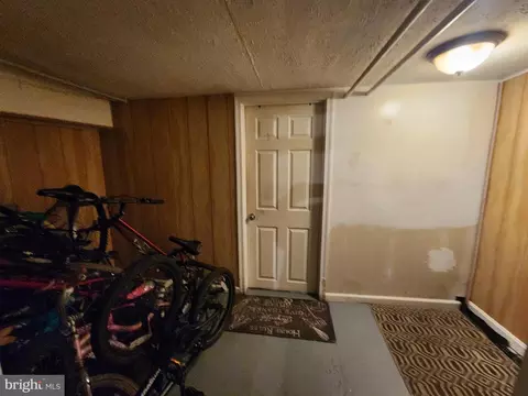 Entry Way - 2911 Mcelderry St, Baltimore, MD 21205 photo 8 of 8