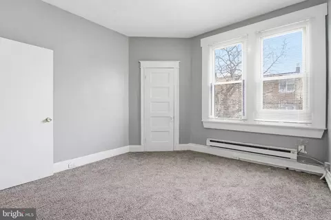 Bedroom - 5 S Wickham Rd, Baltimore, MD 21229 photo 2 of 2