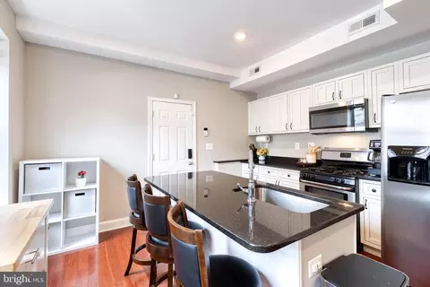 Kitchen - 542 S Lehigh St, Baltimore, MD 21224 photo 1 of 2