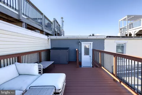Exterior - 1509 S Charles St, Baltimore, MD 21230 photo 5 of 8