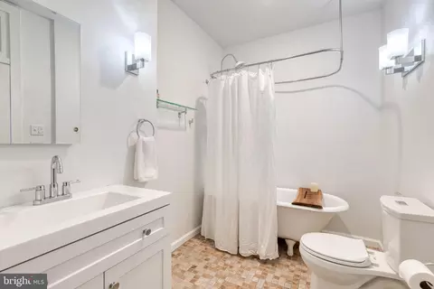 Bath - 1509 S Charles St, Baltimore, MD 21230 photo 2 of 2