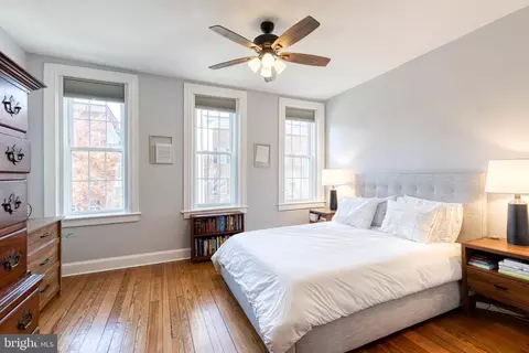 Bedroom - 1509 S Charles St, Baltimore, MD 21230 photo 5 of 8