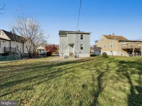 Exterior - 5505 Tramore Rd, Baltimore, MD 21214 photo 5 of 8