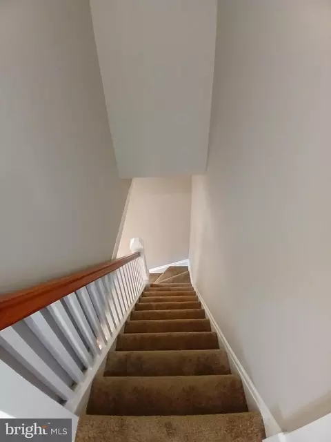 Entry Way - 5505 Tramore Rd, Baltimore, MD 21214 photo 1 of 1