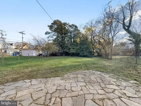Exterior - 5505 Tramore Rd, Baltimore, MD 21214 photo 4 of 8