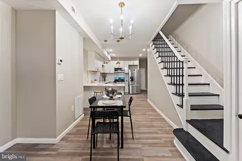 Entry Way - 602 Denison St, Baltimore, MD 21229 photo 1 of 3