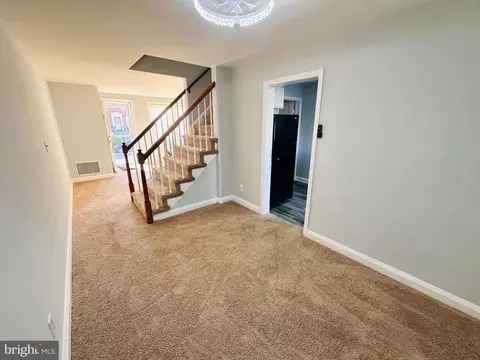 Entry Way - 4728 Chatford Ave, Baltimore, MD 21206 photo 1 of 5
