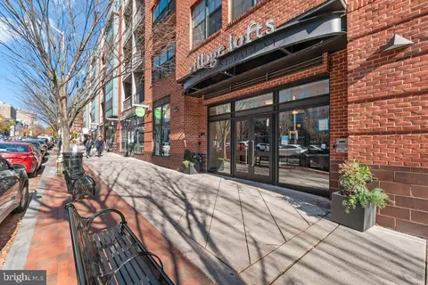 3201 Saint Paul St #418, Baltimore, MD 21218