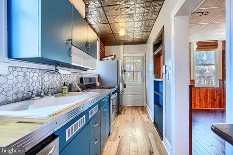 523 Rossiter Ave, Baltimore, MD 21212 photo 17