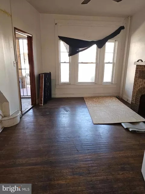 Living - 3239 Dudley Ave, Baltimore, MD 21213 photo 1 of 3