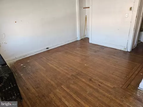 Living - 3239 Dudley Ave, Baltimore, MD 21213 photo 3 of 3