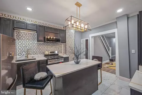 2525 W Lombard St, Baltimore, MD 21223