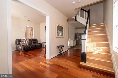 Entry Way - 3306 Walbrook Ave, Baltimore, MD 21216 photo 1 of 10