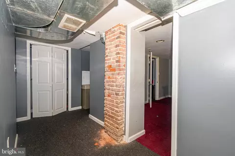 Entry Way - 3306 Walbrook Ave, Baltimore, MD 21216 photo 9 of 10