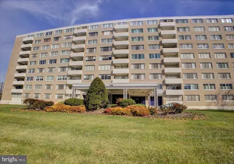 7111 Park Heights Ave #812, Baltimore, MD 21215