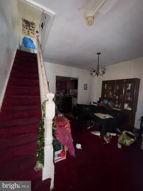 Entry Way - 744 Bartlett Ave, Baltimore, MD 21218 photo 2 of 7