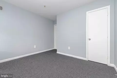 Bedroom - 1137 N Mount St, Baltimore, MD 21217 photo 3 of 4