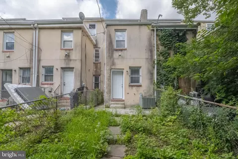 Exterior - 1137 N Mount St, Baltimore, MD 21217 photo 4 of 6