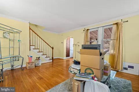 Living - 2107 Echodale Ave, Baltimore, MD 21214 photo 3 of 3
