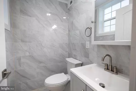 2846 Lake Ave, Baltimore, MD 21213 photo 8
