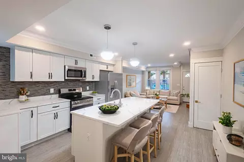 2846 Lake Ave, Baltimore, MD 21213 photo 4