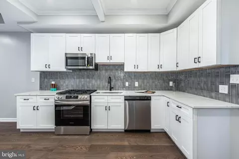 Kitchen - 1715 E Oliver St, Baltimore, MD 21213 photo 1 of 1
