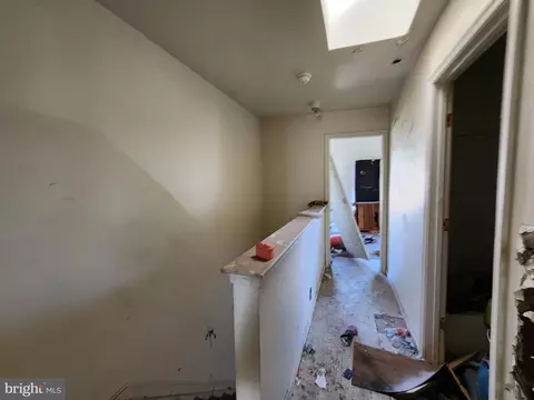 Entry Way - 1627 Mosher St, Baltimore, MD 21217 photo 5 of 7