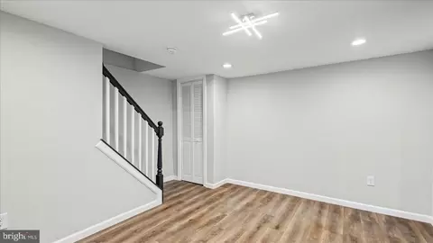 Entry Way - 3223 Spaulding Ave, Baltimore, MD 21215 photo 10 of 16