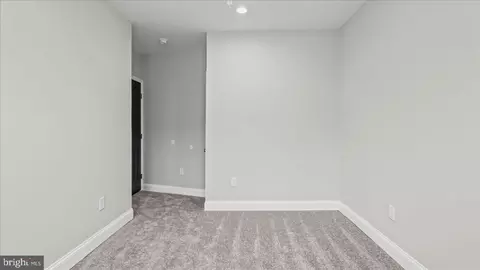 Entry Way - 3223 Spaulding Ave, Baltimore, MD 21215 photo 14 of 16
