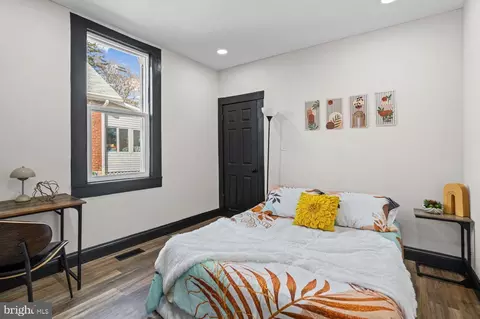 Bedroom - 5823 Ethelbert Ave, Baltimore, MD 21215 photo 2 of 3