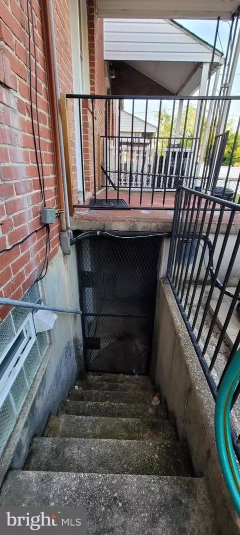 3927 Cedardale Rd, Baltimore, MD 21215 photo 42