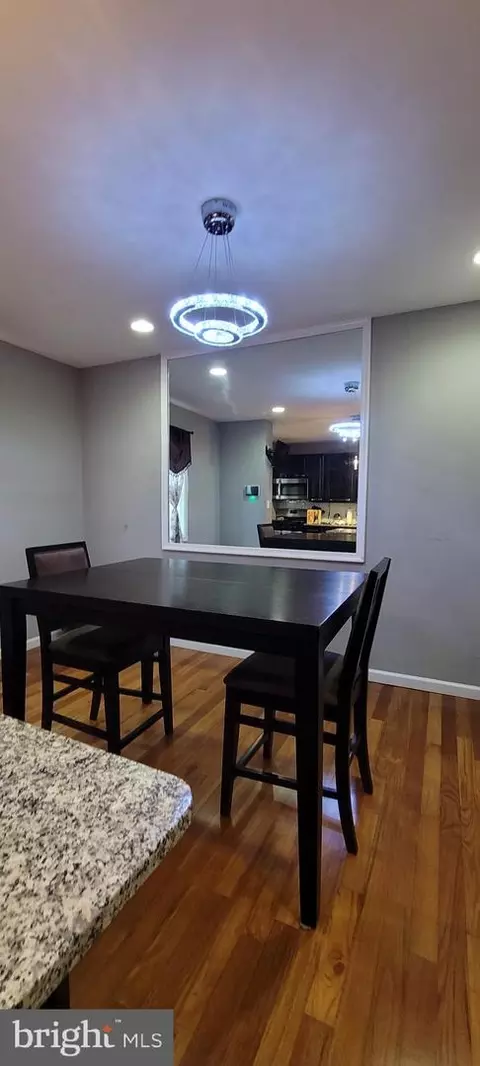 3927 Cedardale Rd, Baltimore, MD 21215 photo 9