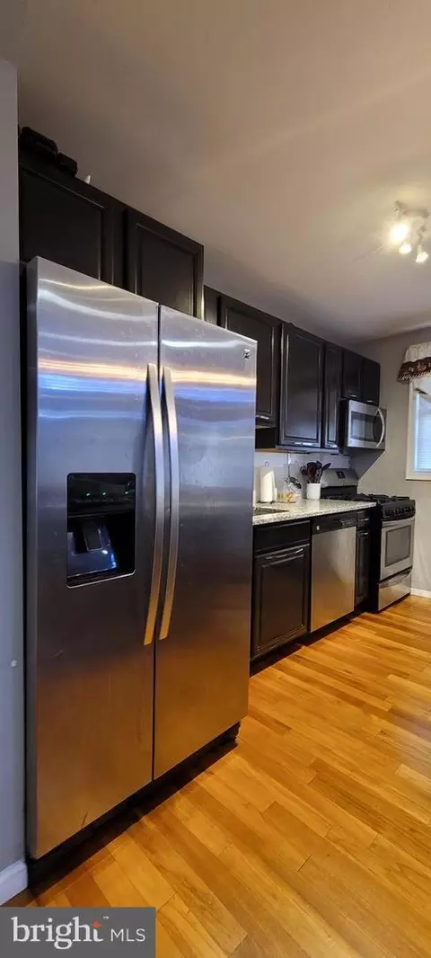 3927 Cedardale Rd, Baltimore, MD 21215 photo 6