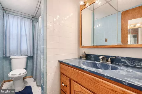 Bath - 5552 Whitby Rd, Baltimore, MD 21206 photo 1 of 1