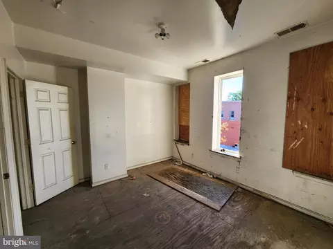 1808 Presbury St, Baltimore, MD 21217 photo 5