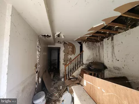 1404 Mosher St, Baltimore, MD 21217 photo 3