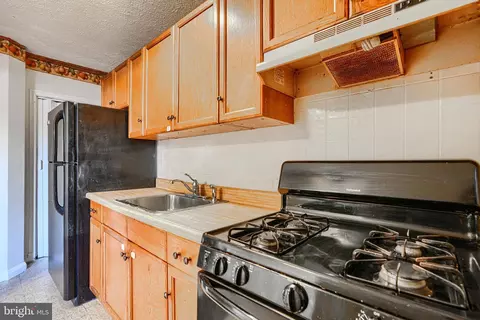 Kitchen - 6302 Brown Ave, Baltimore, MD 21224 photo 2 of 2