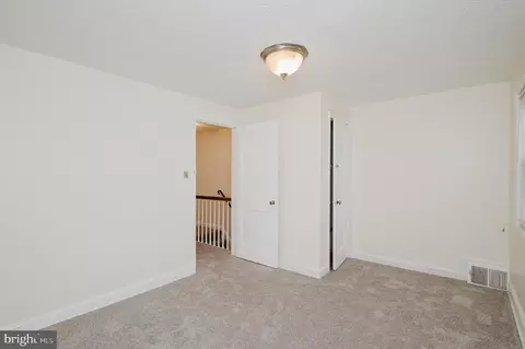 Bedroom - 6320 Brown Ave, Baltimore, MD 21224 photo 4 of 4