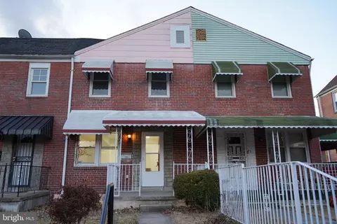Exterior - 40 Upmanor Rd, Baltimore, MD 21229 photo 1 of 5